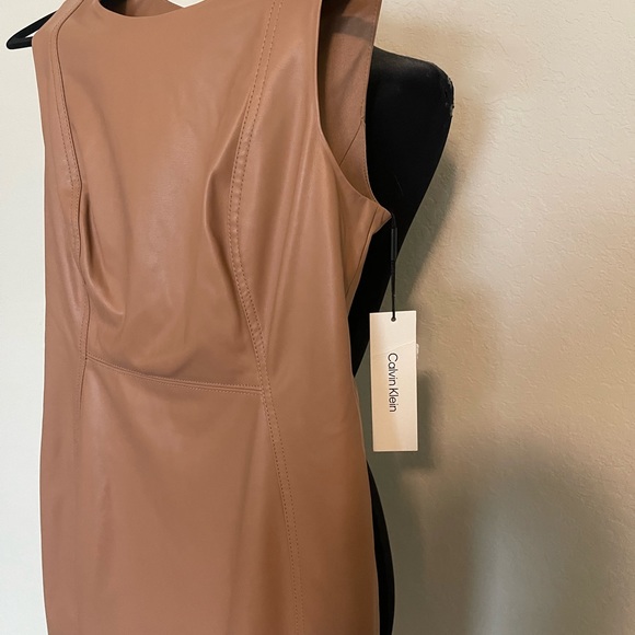 Calvin Klein Faux Leather Bodycon Sheath Dress | Womens 10 Tan NWT $139 - Picture 4 of 6